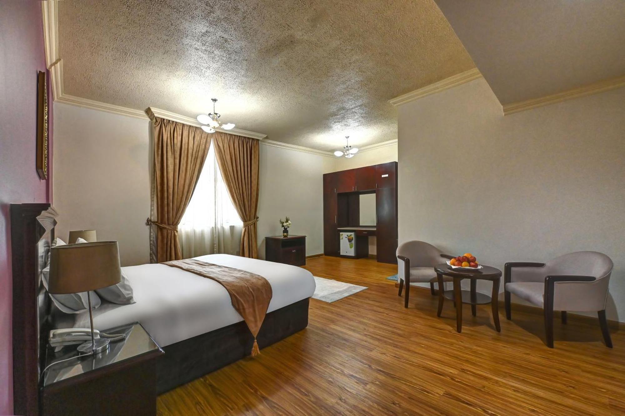 Al Bustan Hotel Sharjah Exterior photo