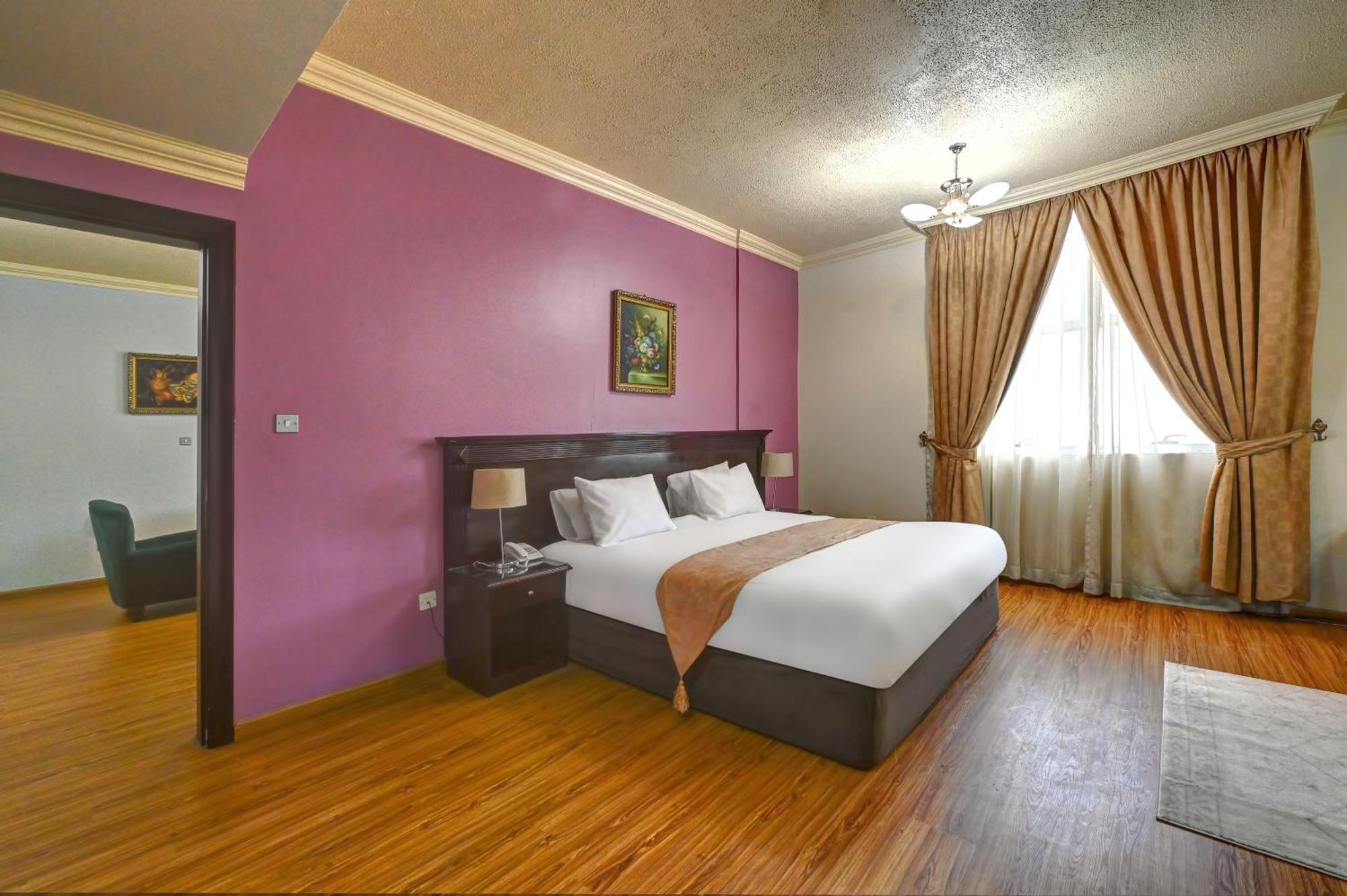 Al Bustan Hotel Sharjah Exterior photo