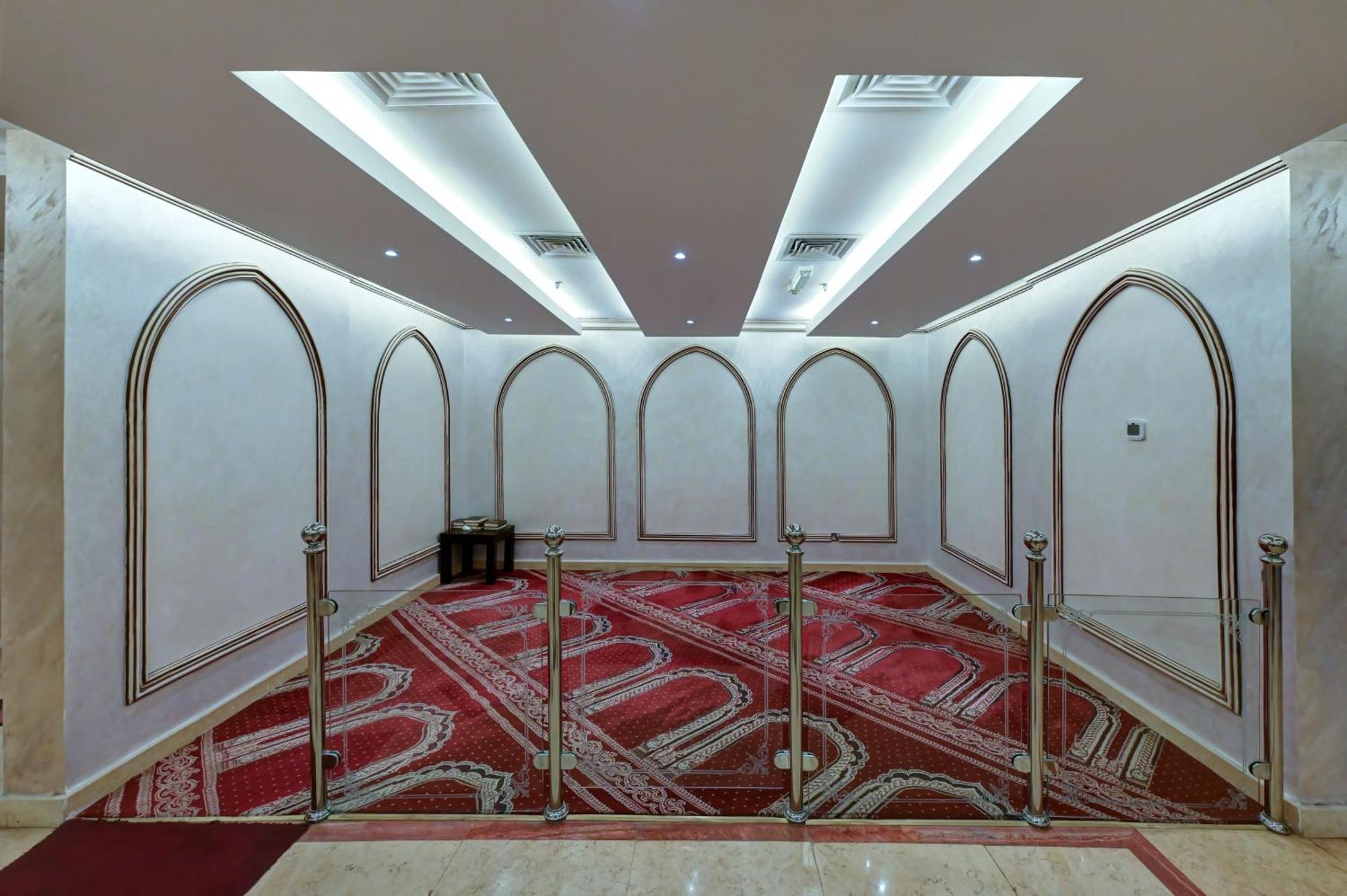 Al Bustan Hotel Sharjah Exterior photo