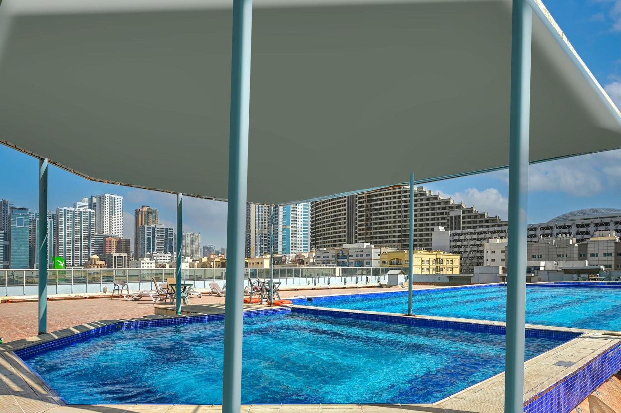 Al Bustan Hotel Sharjah Exterior photo