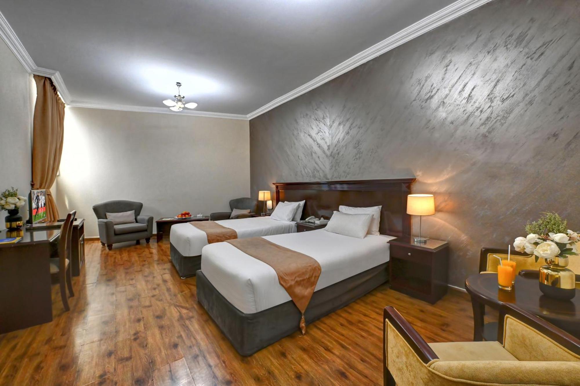 Al Bustan Hotel Sharjah Exterior photo