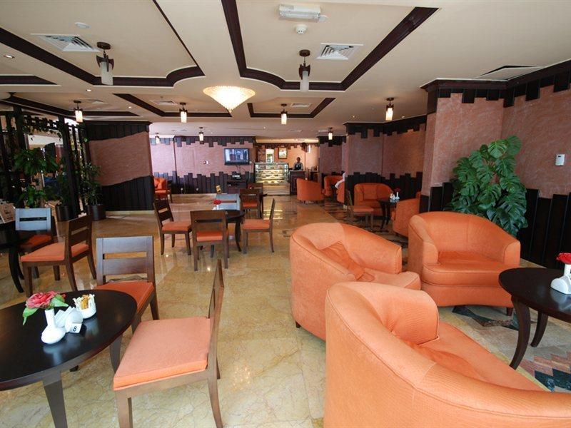 Al Bustan Hotel Sharjah Exterior photo